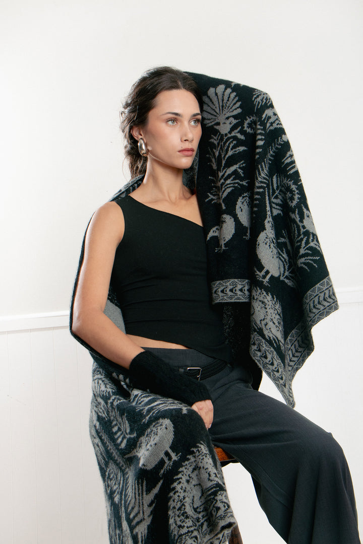 #colour_kiwiana-onyx-silver