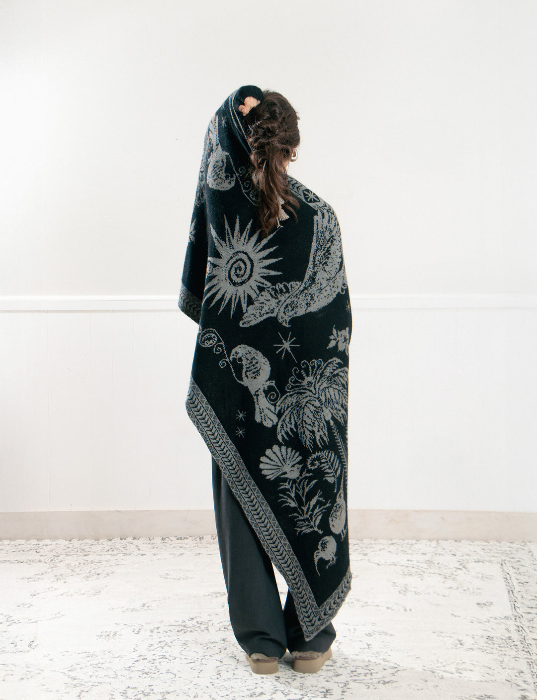 #colour_kiwiana-onyx-silver