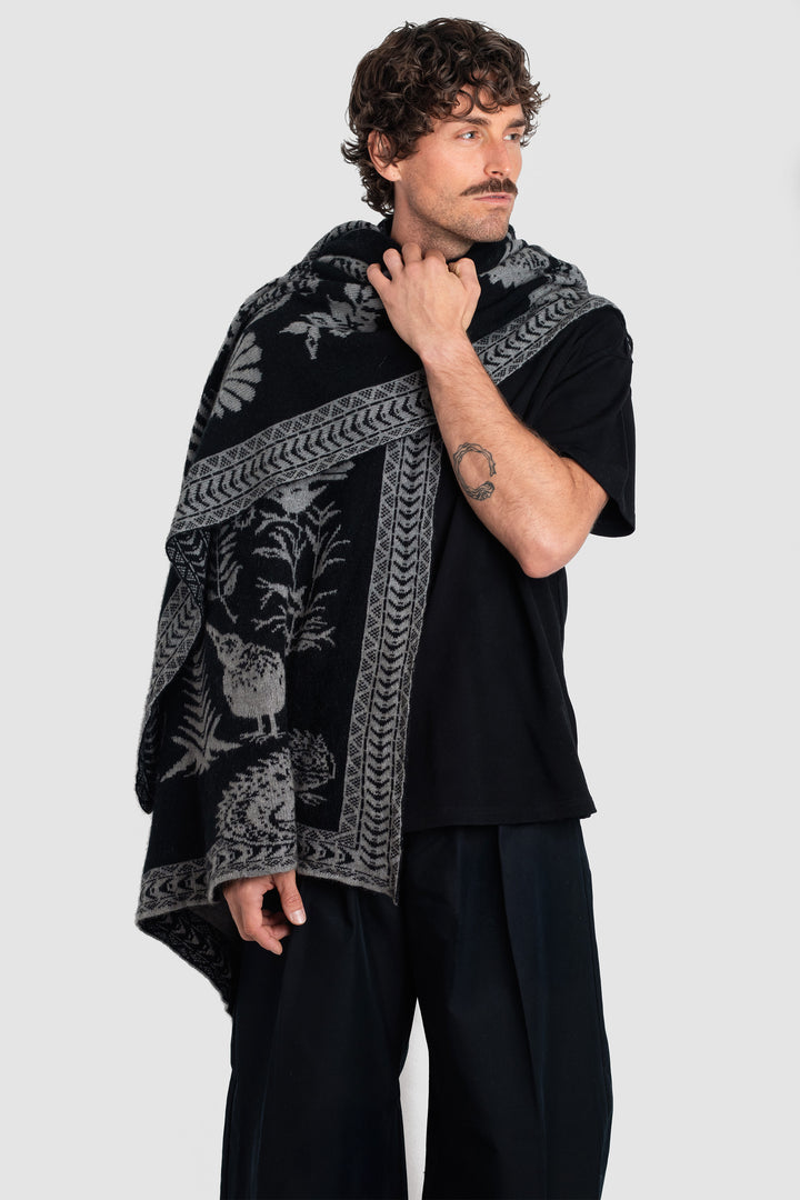 #colour_kiwiana-onyx-silver