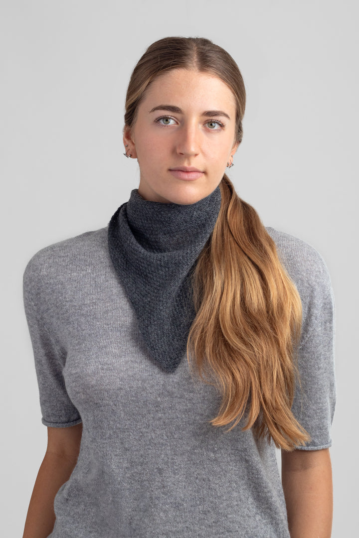 Cashmere triangle scarf #colour_derby-grey