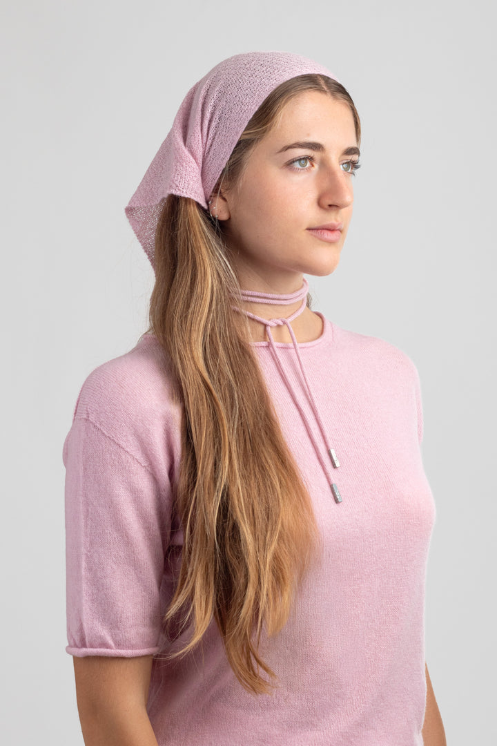 Cashmere triangle scarf #colour_glamour-pink