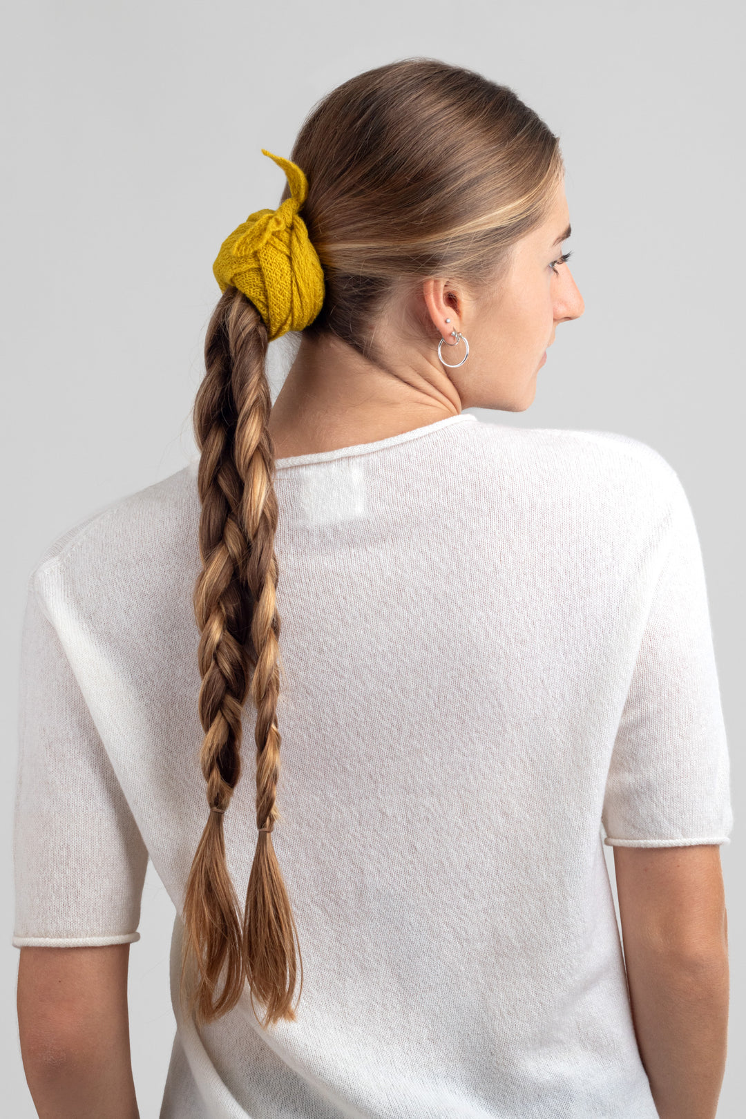 Cashmere triangle scarf #colour_turmeric