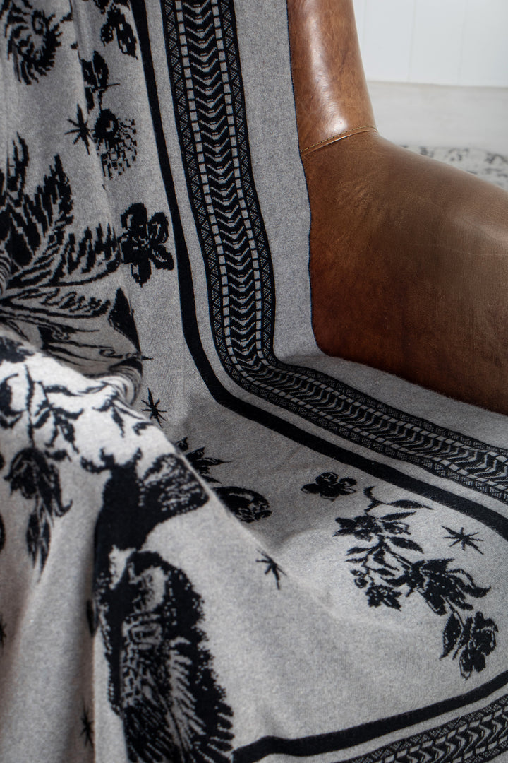 #colour_kiwiana-onyx-silver