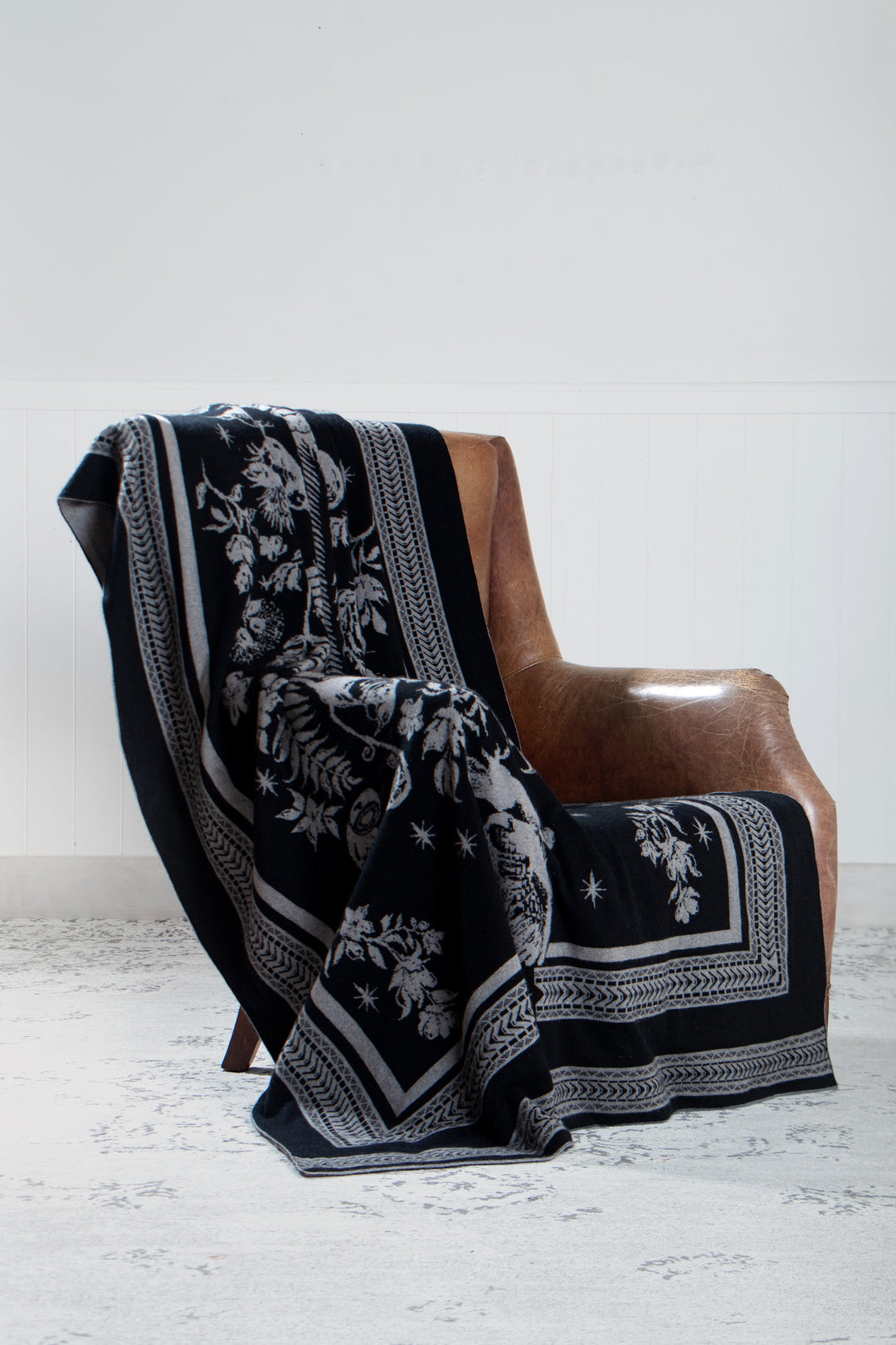 #colour_kiwiana-onyx-silver